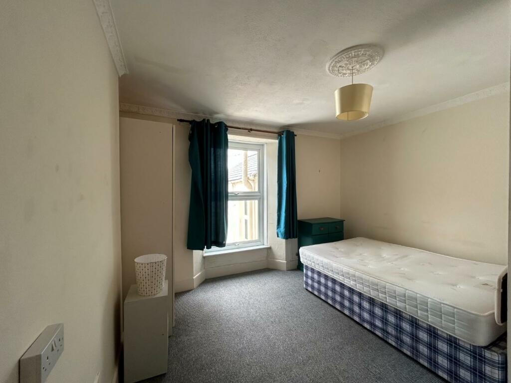 Bedroom 3.JPG