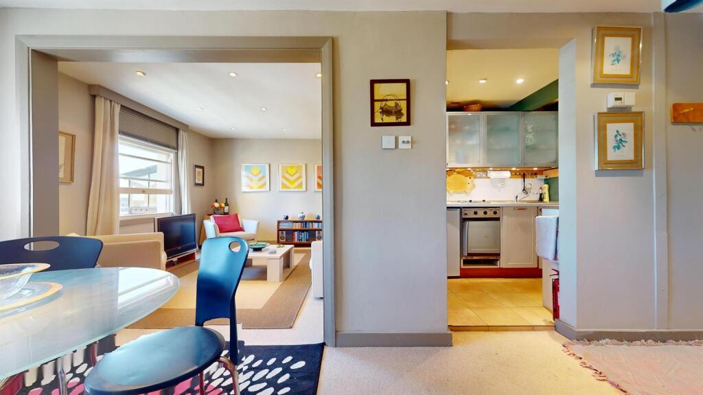 12,33RGdining,living and kitchen.jpg