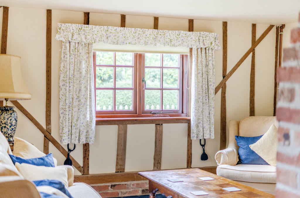 1300251-16-683866...