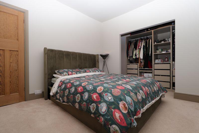 Master Bedroom (First Floor)