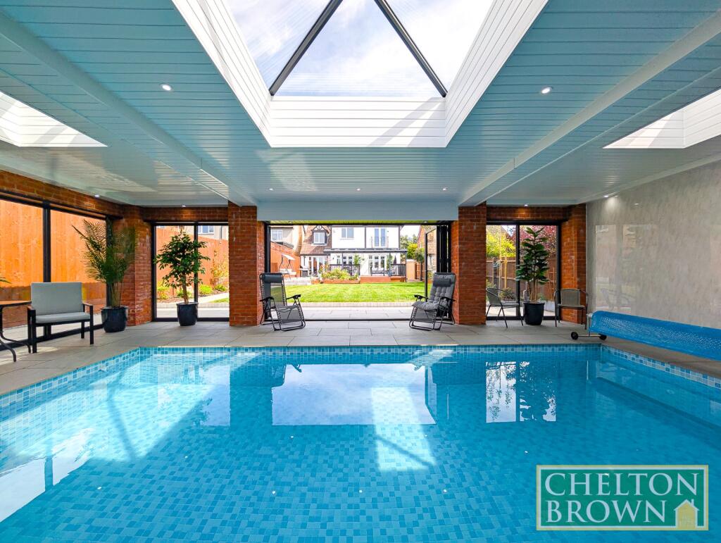 Pool House