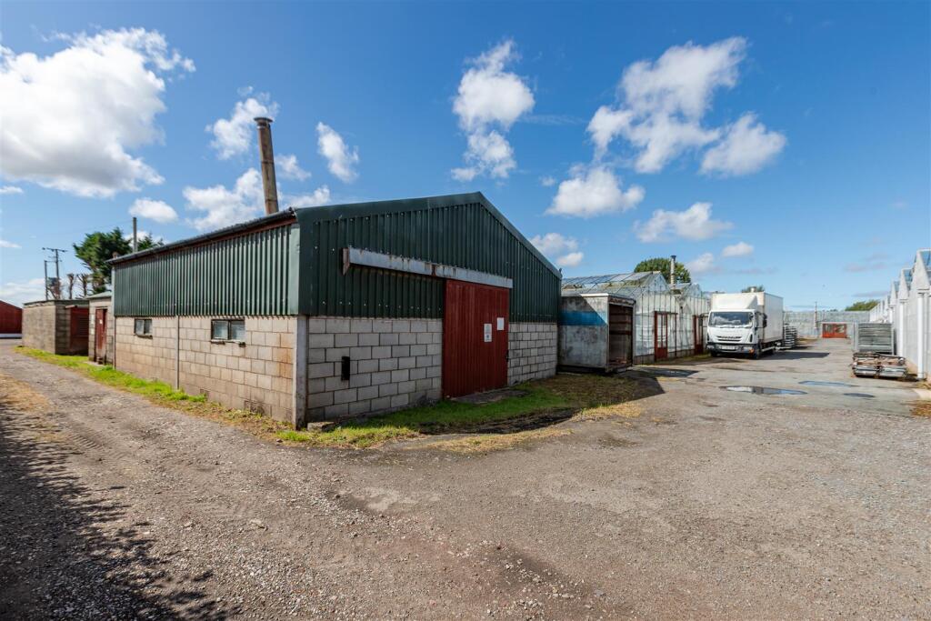 Sintons Surseries - Equipment Store