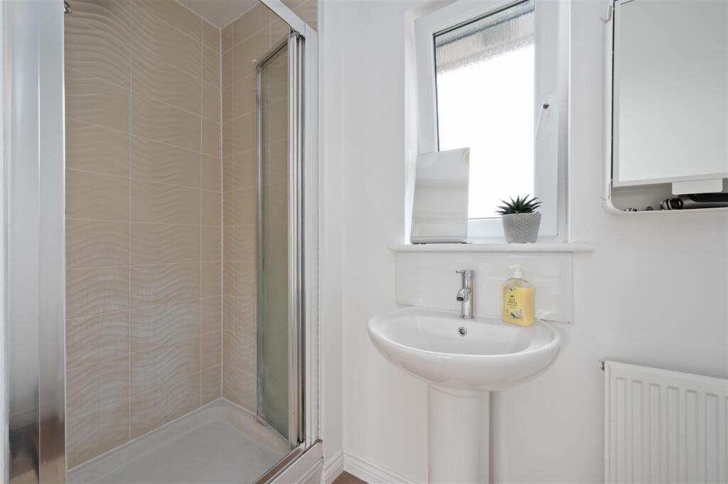 89McDonaldStreet029.JPG