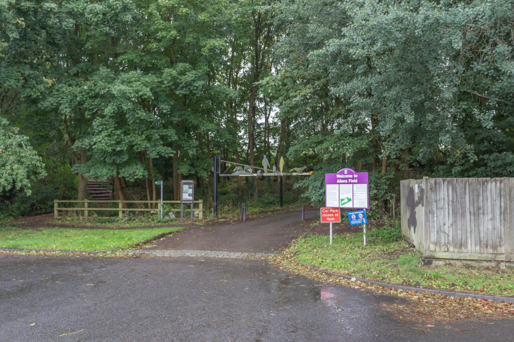 Nearby Nature reserve