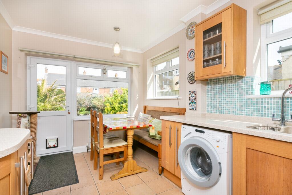 Kitchen/breakfast rm