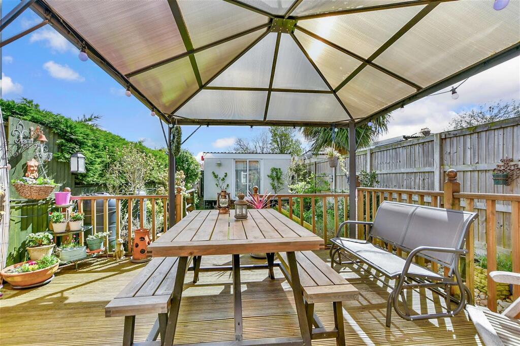 Patio/Decking