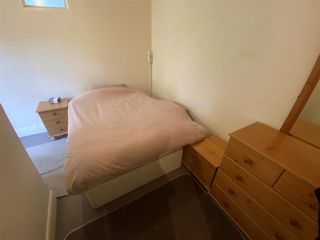 Flat 4
