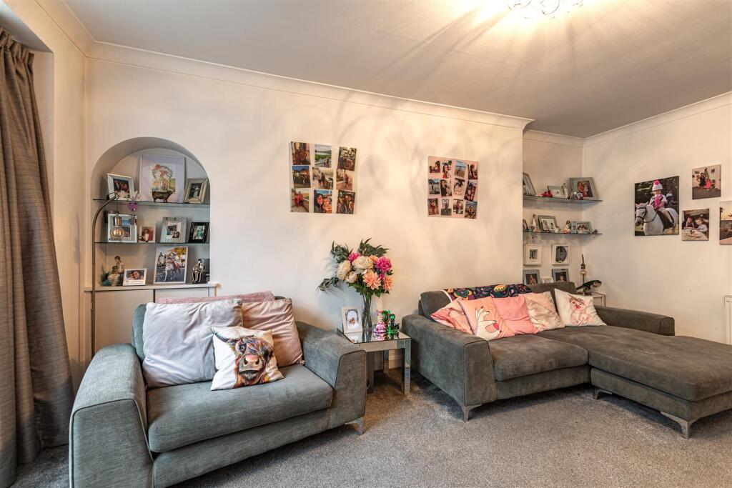 2 Abbots Place Galashiels 07.JPG