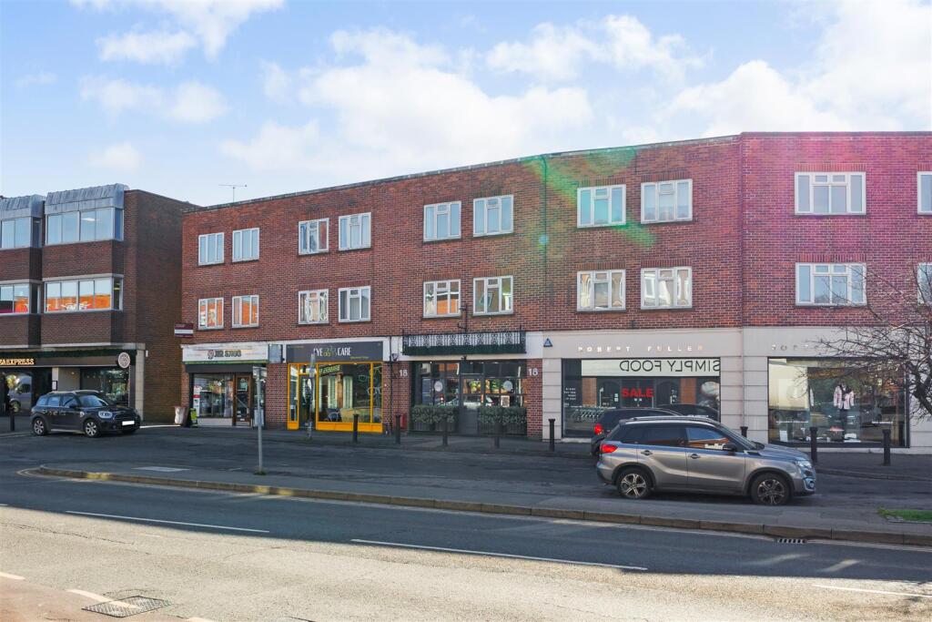 85374_Flat 2 18A High Street  (3).jpg