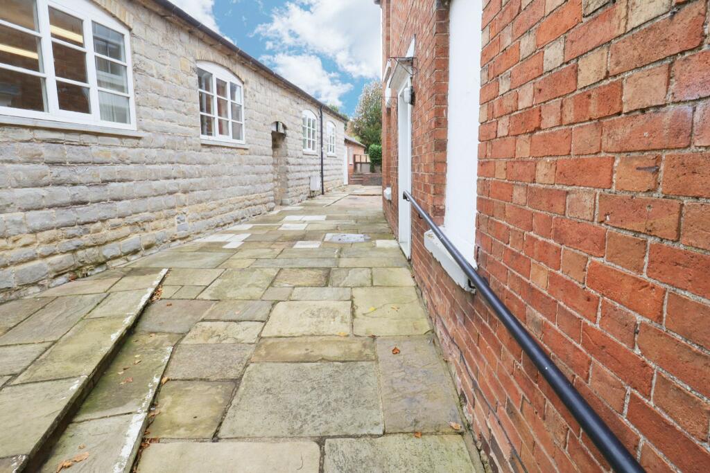 Photograph 25