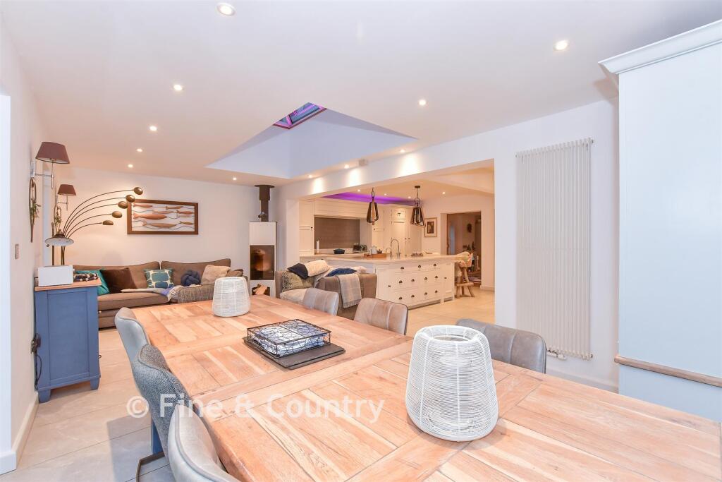 Dining Family Area