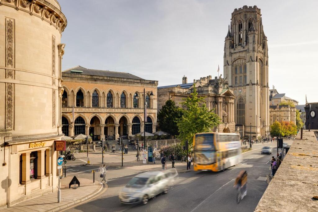 5 Berkeley Crescent 15.jpg