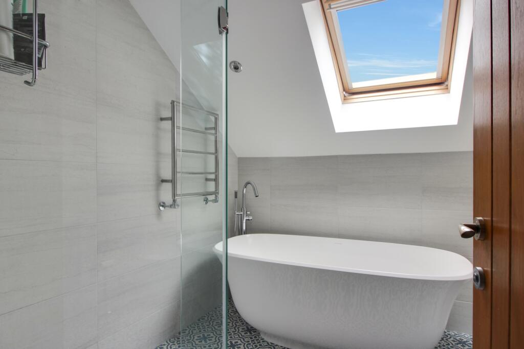 Bedroom 1 ensuite Bathroom