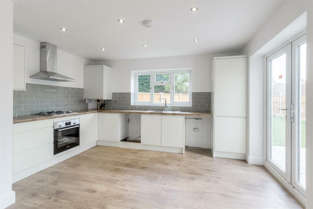 12b Austrey Lane, Newton Regis