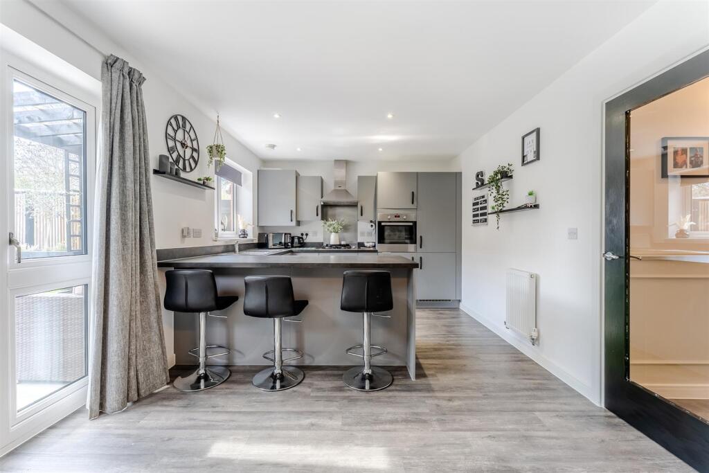 Kitchen/Dining Room