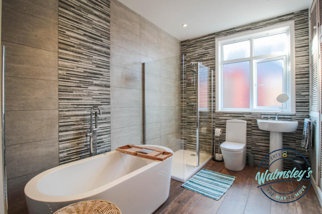 Four piece bathroom