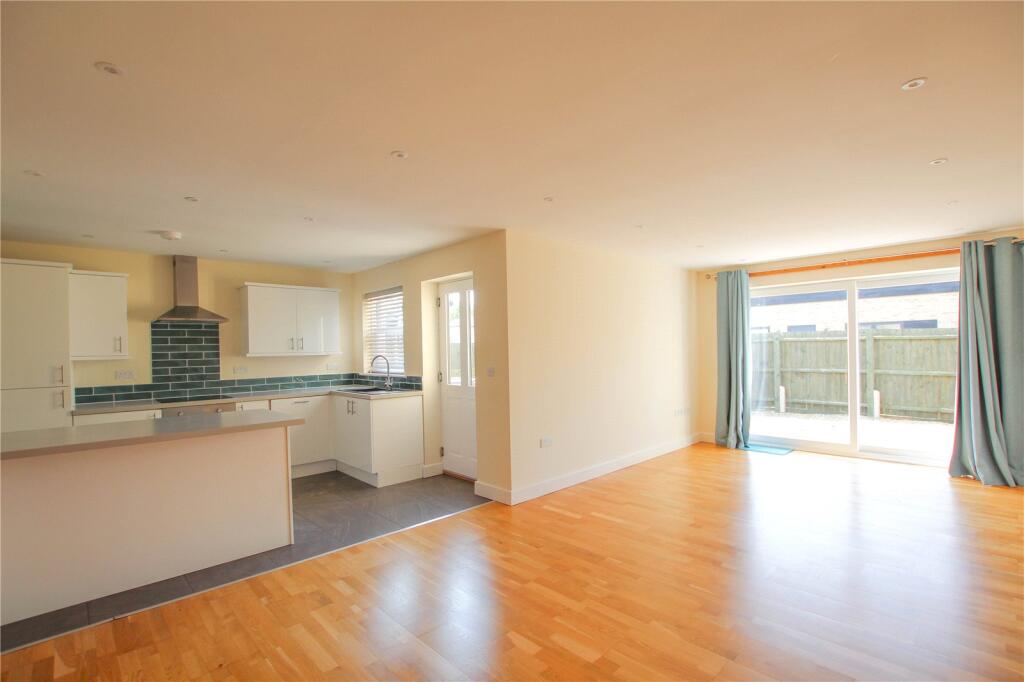 Kitchen/Dining Room.