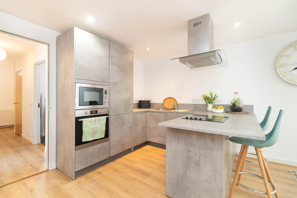 Open-Plan Living Area/Kitchen