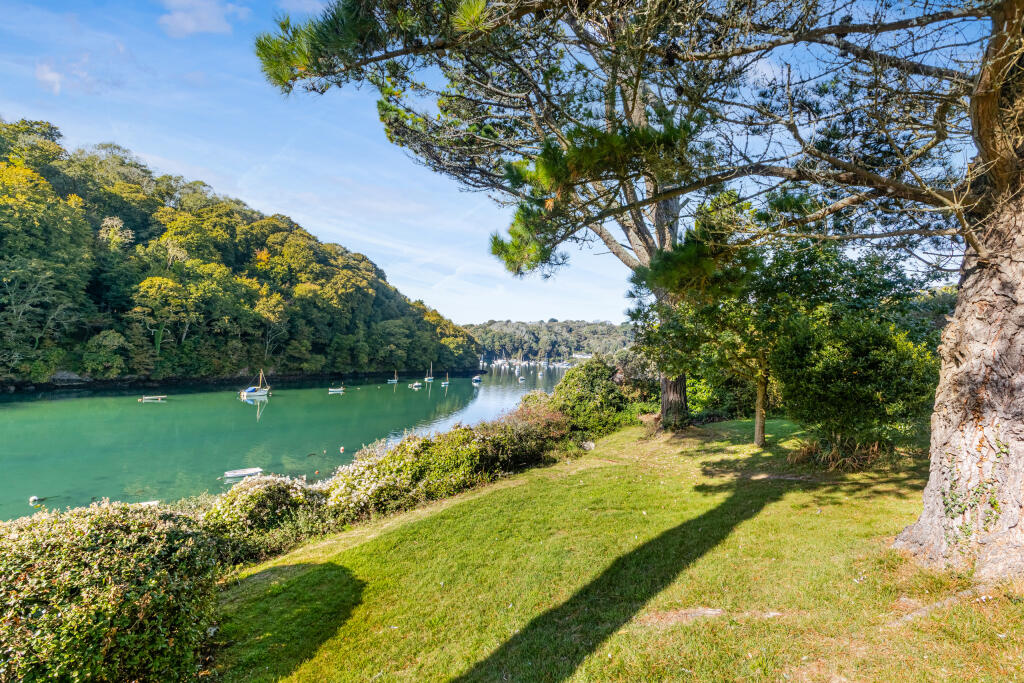 A06 - Flat 1 Heron Creek, Newton Ferrers - 250929