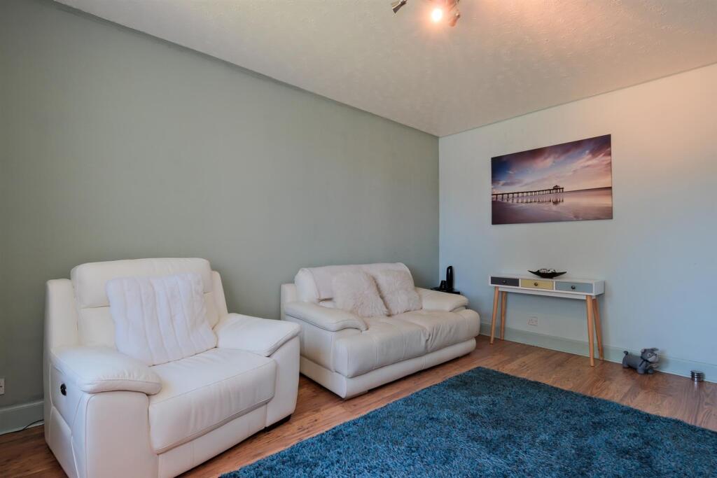 010-43 Meadowburn Road, Wishaw, ML2 8LB.jpg