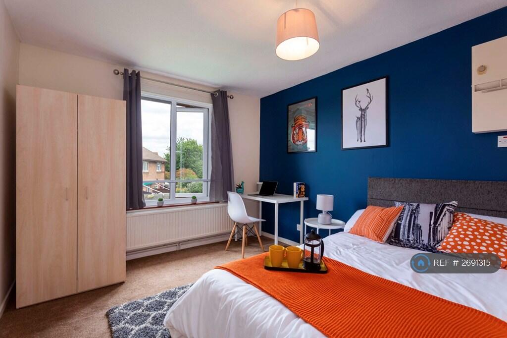 Large Double Room