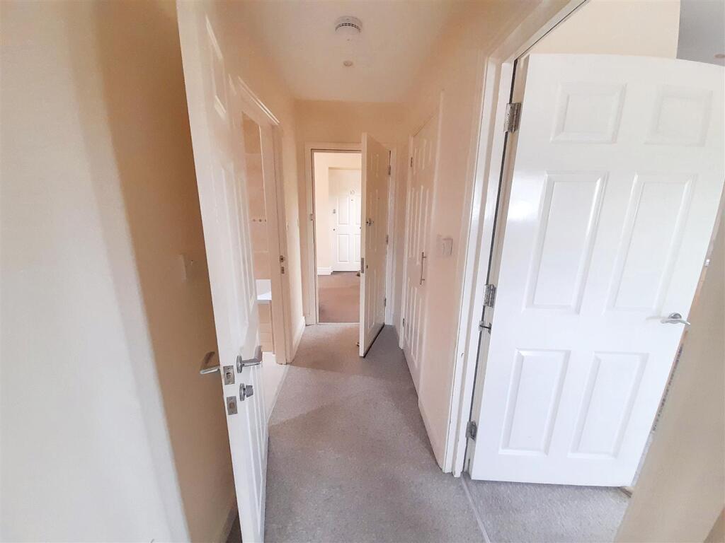Hallway new.jpg