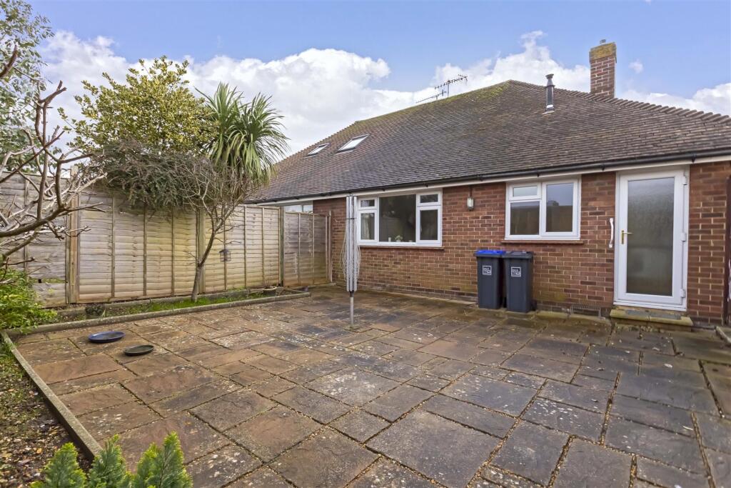 Ashwood Close_2.jpg