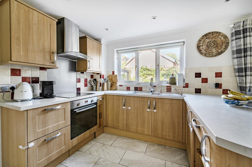 1360222-6-68da768...