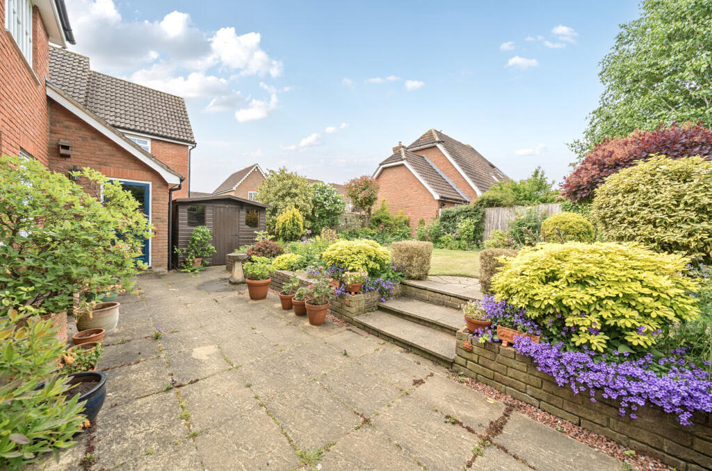 1299054-3-682f038...