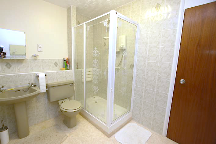 Ensuite Shower Room 