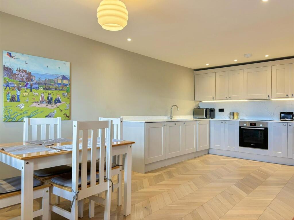 Living Room/ Kitchen