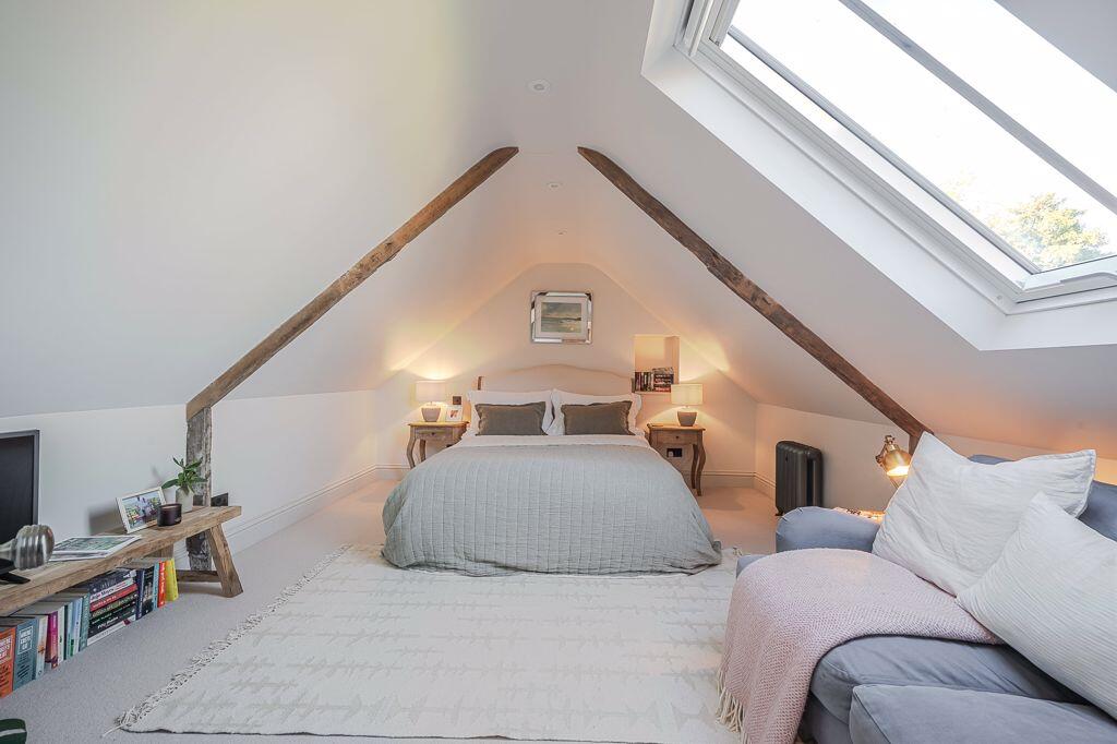 Principal bedroom suite