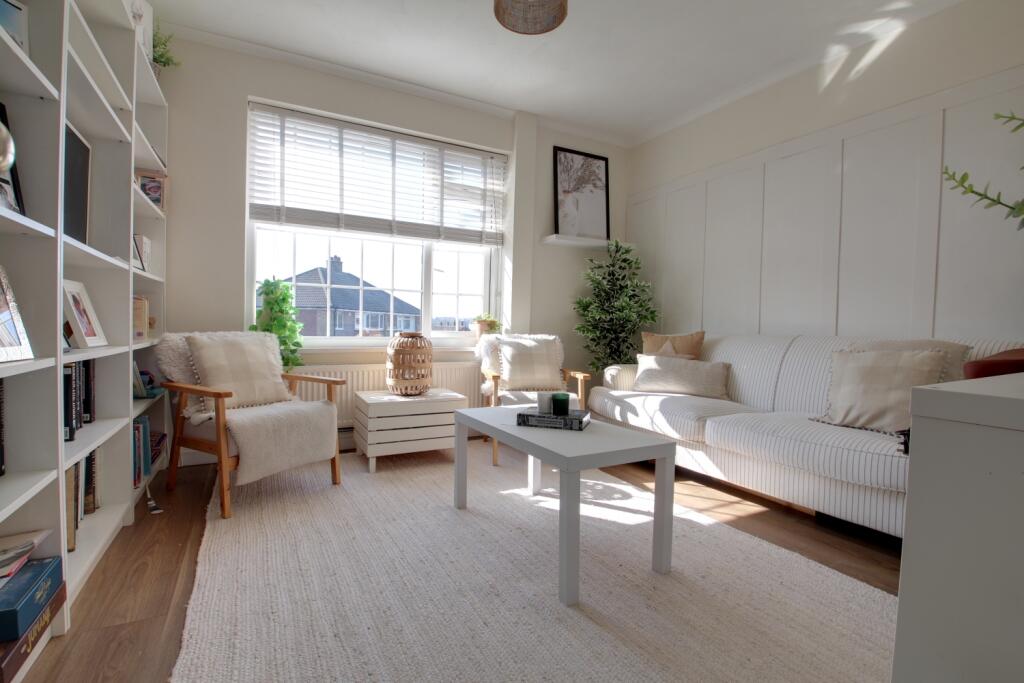 Sitting room or Bedroom 2