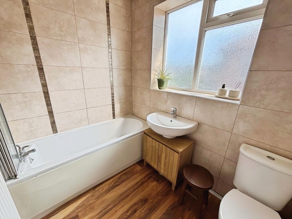 Bathroom/Wc