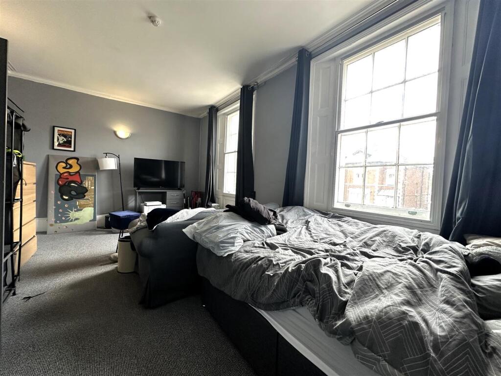 Room II.jpg