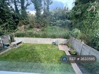 Shared Rear Garden