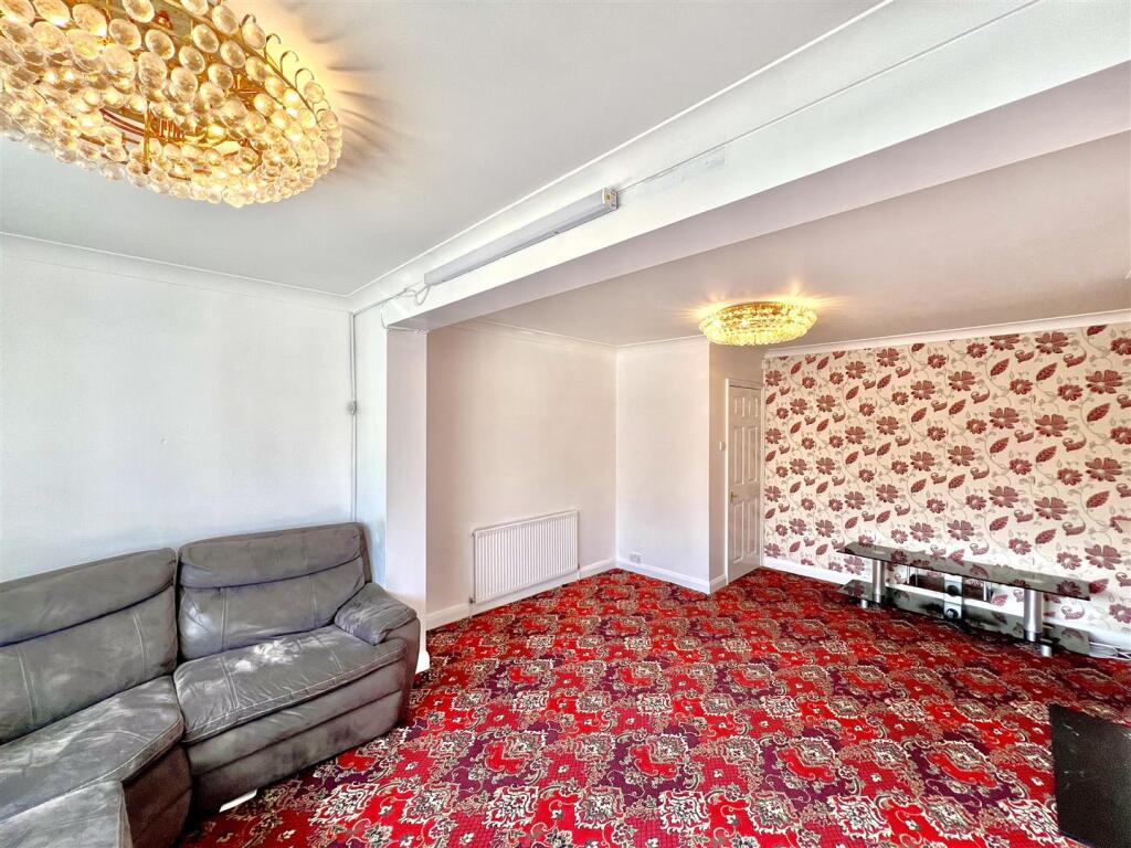 Through Lounge