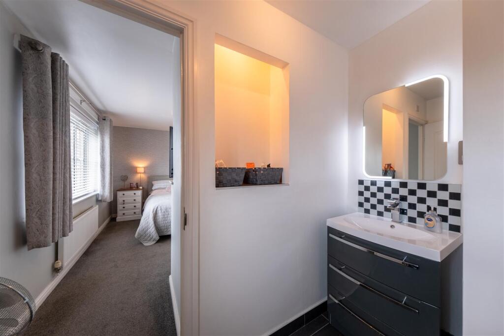 4 Knightsbridge Avenue-022.jpg