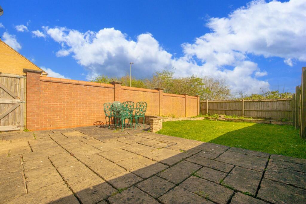 External Back Aspect Two