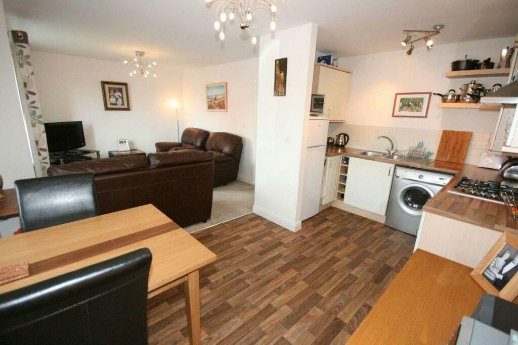 Living Dining Kitchen 2