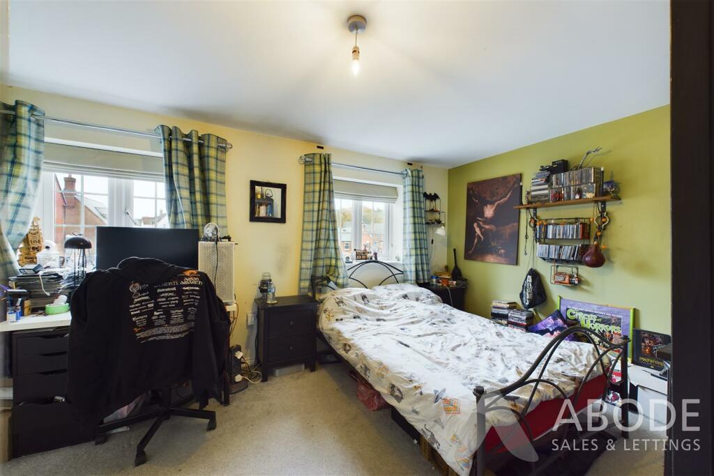 CAM02696G0-PR0428-STILL020.jpg
