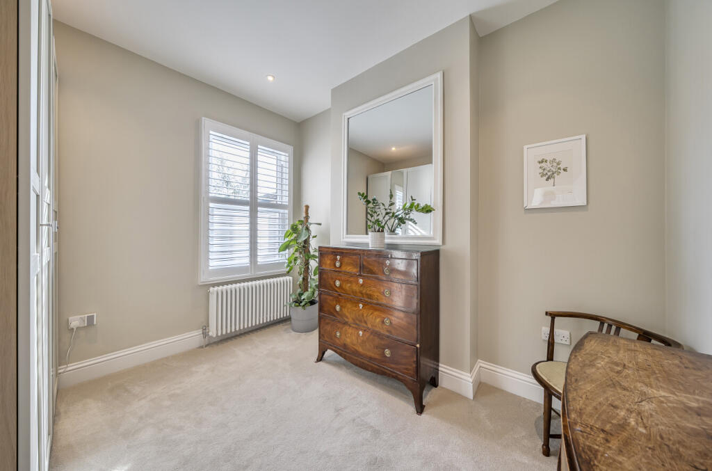 1359659-5-68d40d7...