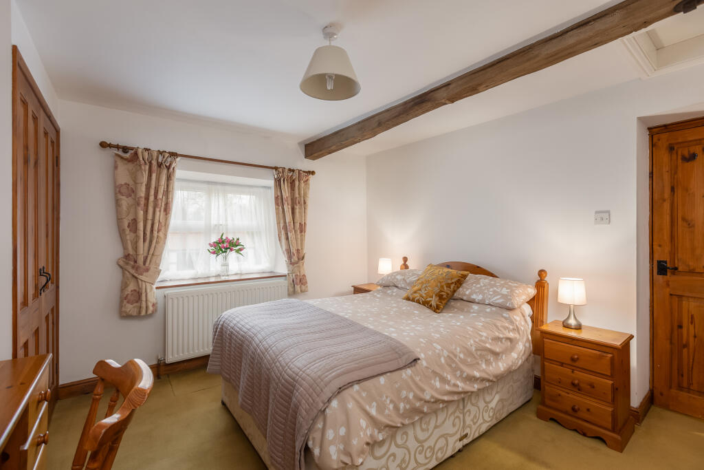 East View Bedroom 2-2