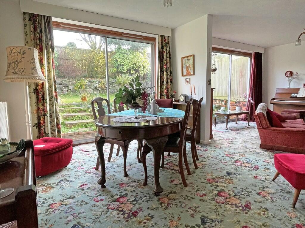 Lounge/Diner