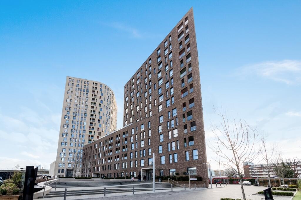 Exterior - Manhattan
