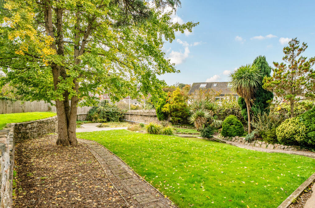 1371578-29-68f793...