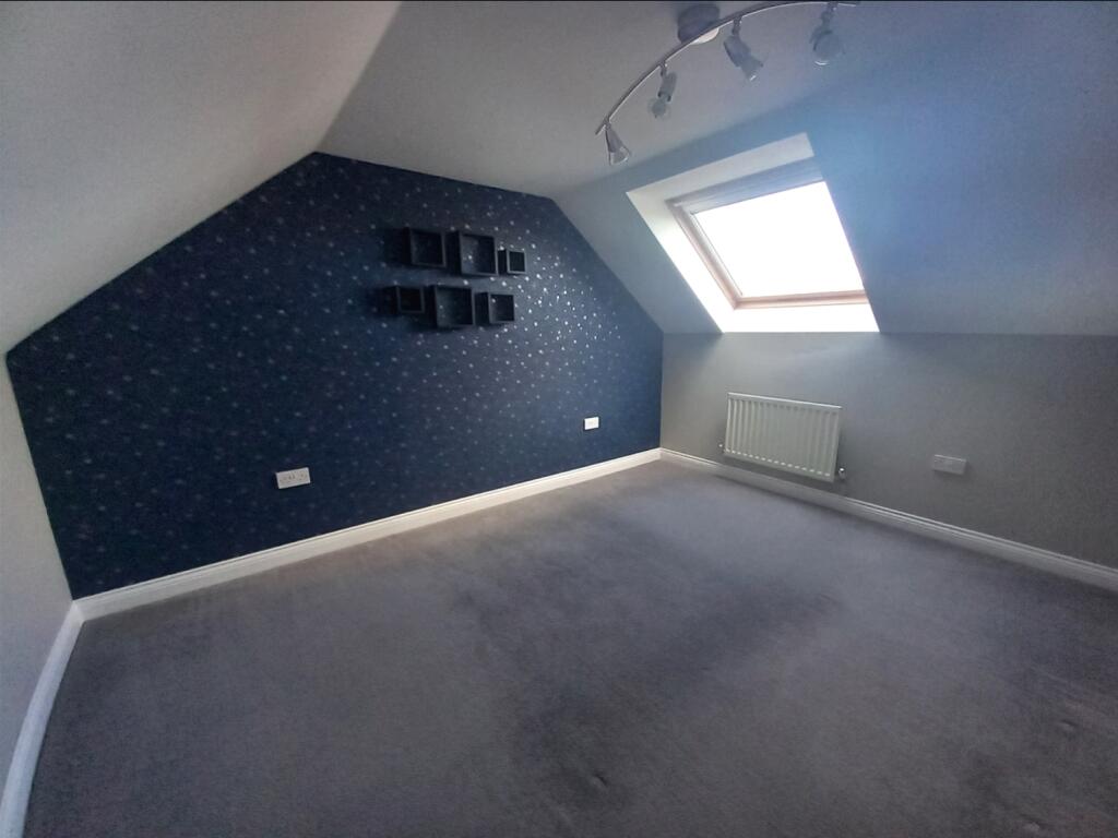 BEDROOM FIVE