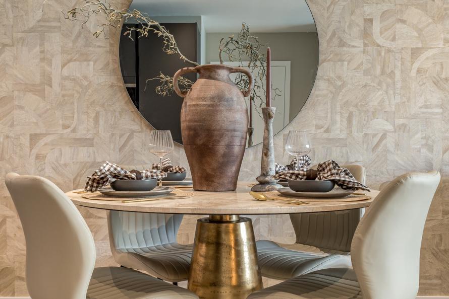 Wren House Square Image Dining