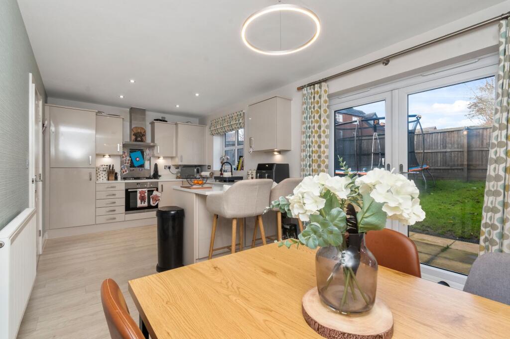 City Road, St. Helens, WA10