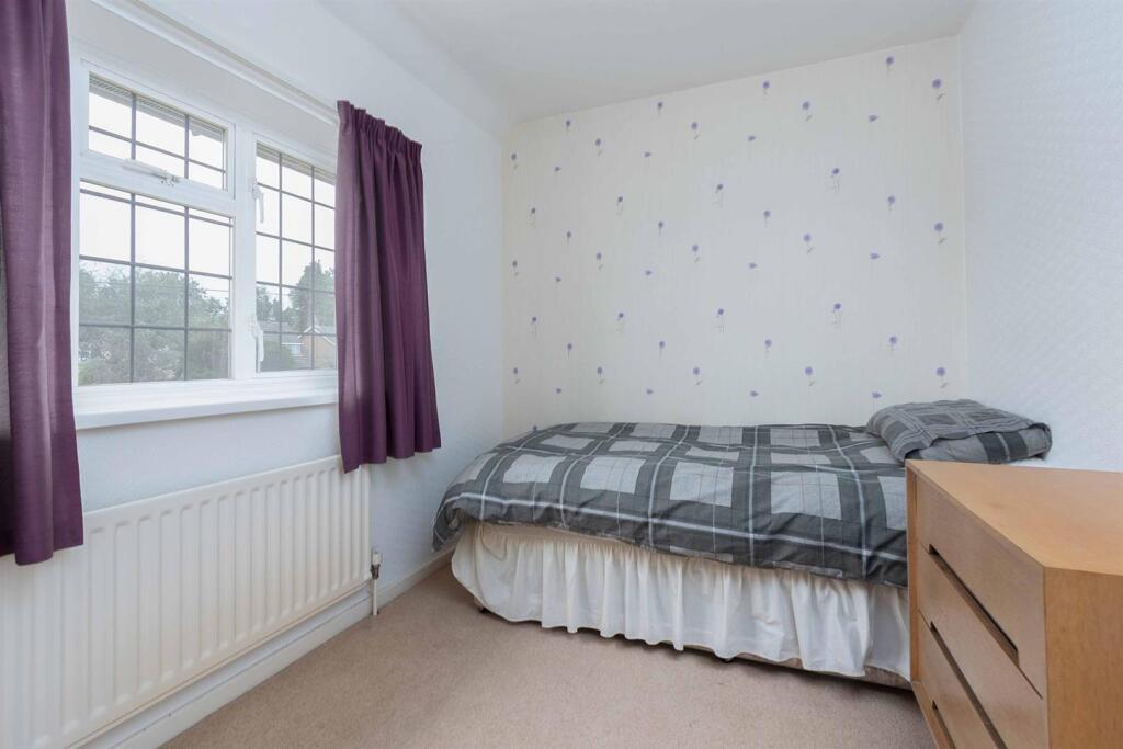 21 Lime Tree Avenue, Rugby (7).jpg